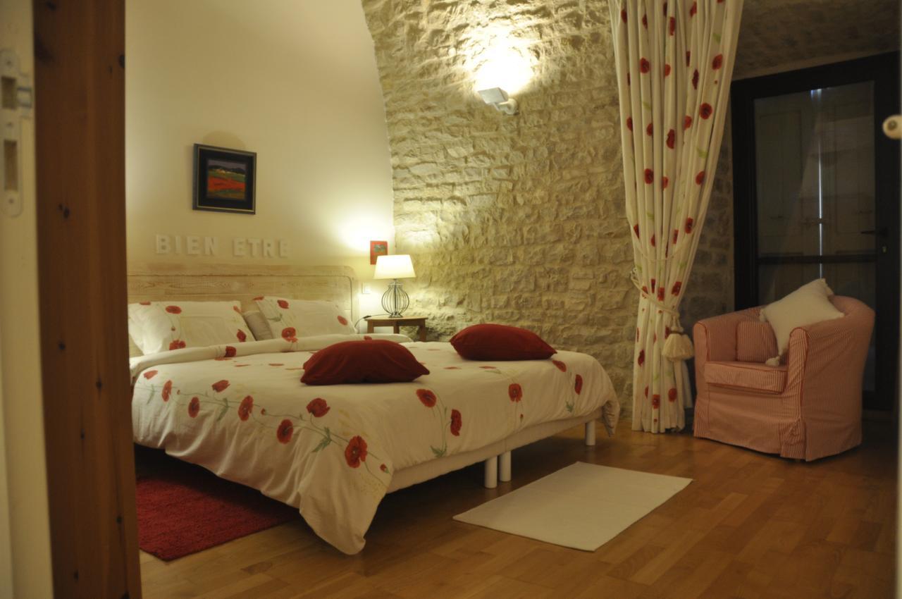 La Caussenarde Bed & Breakfast Sévérac-le-Château Dış mekan fotoğraf